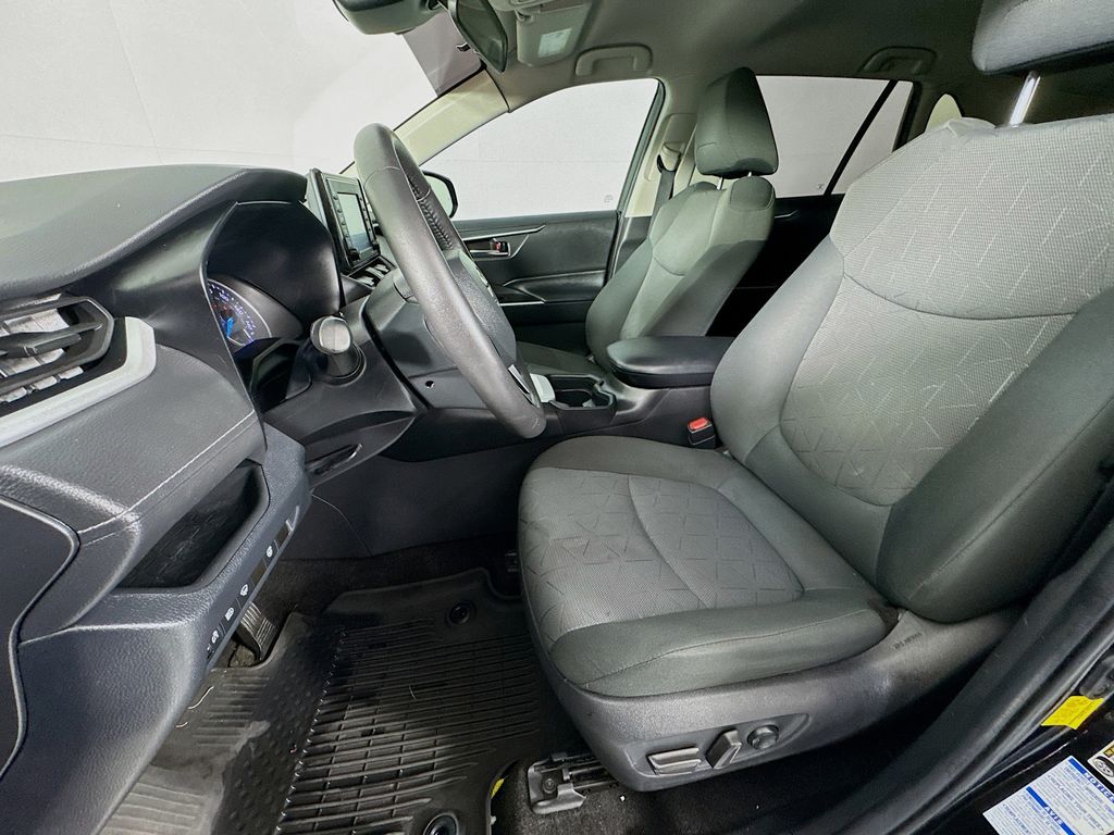 Used Car 2020 Toyota Rav4 Hybrid  Xle For Sale Under $25,000 In Austin, Texas