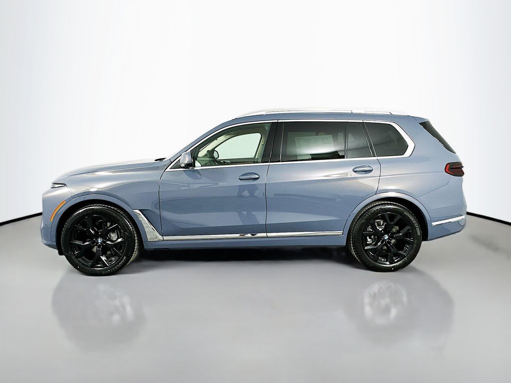 Thumbnail: 2026 BMW X7 - 8