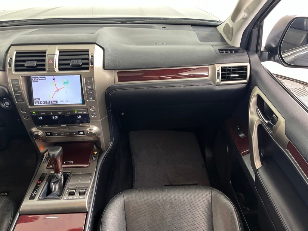 Thumbnail: 2018 Lexus GX - 19