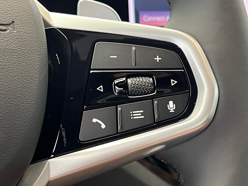 Thumbnail: 2026 BMW 3 Series - 18