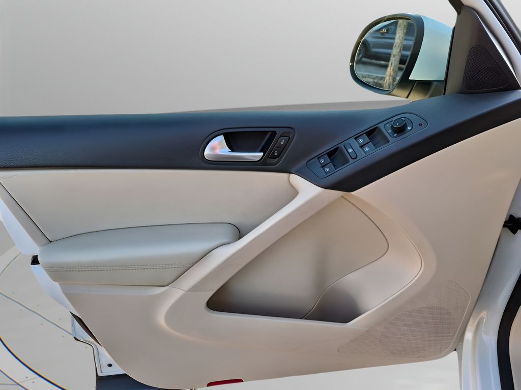 Used Car 2017 Volkswagen Tiguan  2.0t S For Sale Under $15,000 In Austin, Texas