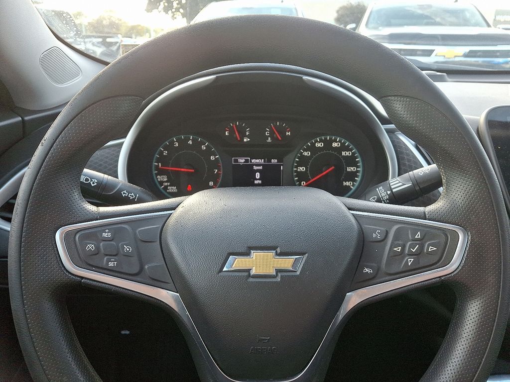 Thumbnail: 2022 Chevrolet Malibu - 19