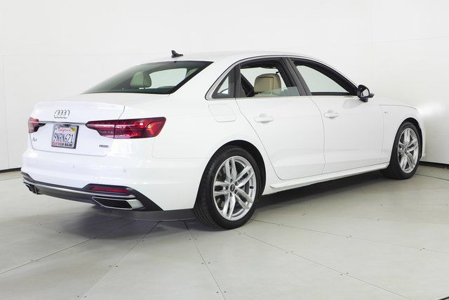 2023 Audi A4 45 S line Premium Plus 7