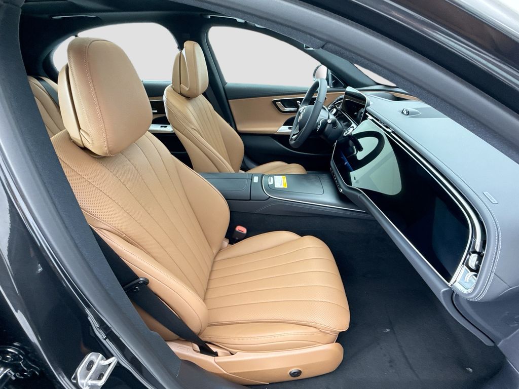 Thumbnail: 2026 Mercedes-Benz E-Class - 20