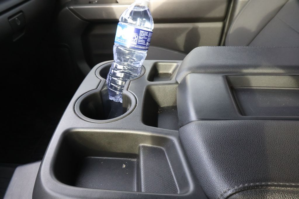 Thumbnail: 2021 GMC Sierra 3500 - 31