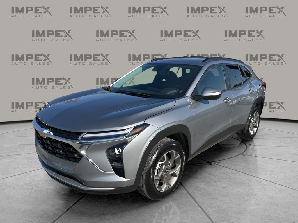 2025 Chevrolet Trax LT's photo