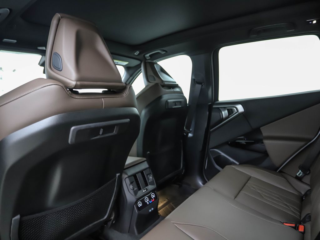 Thumbnail: 2026 BMW X3 - 20