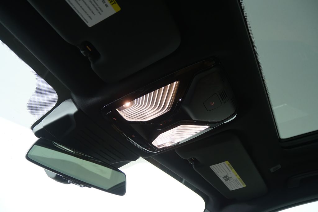 Thumbnail: 2026 BMW X5 - 23