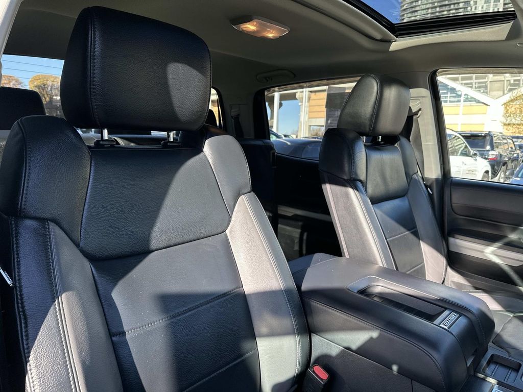 Thumbnail: 2019 Toyota Tundra - 22