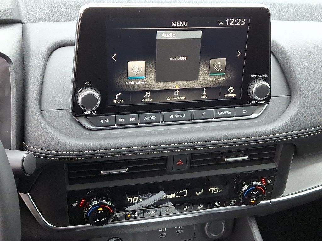 Thumbnail: 2026 Nissan Rogue - 8