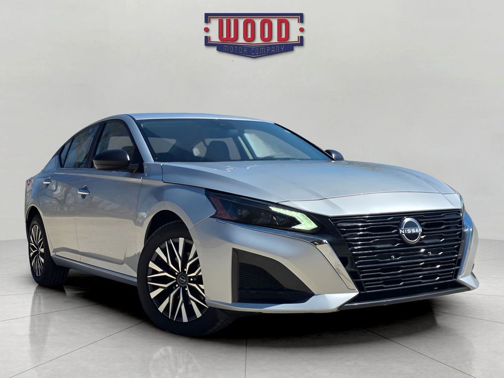 2024 Nissan Altima 2.5 SV AWD