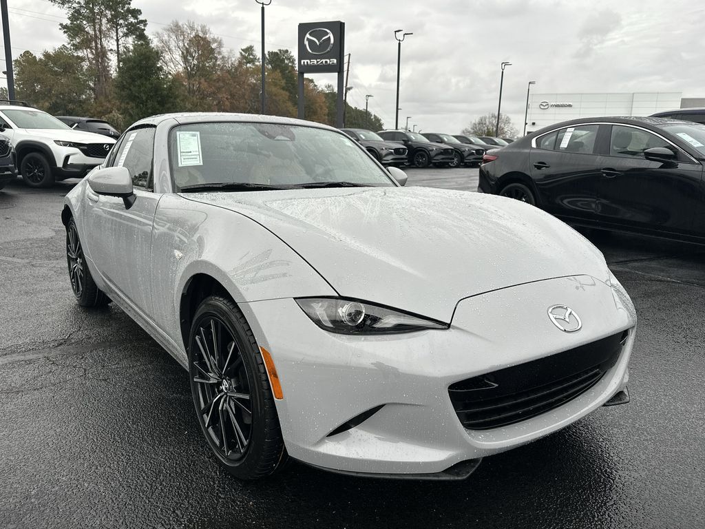 2025 Mazda MX-5 Miata RF Grand Touring's photo