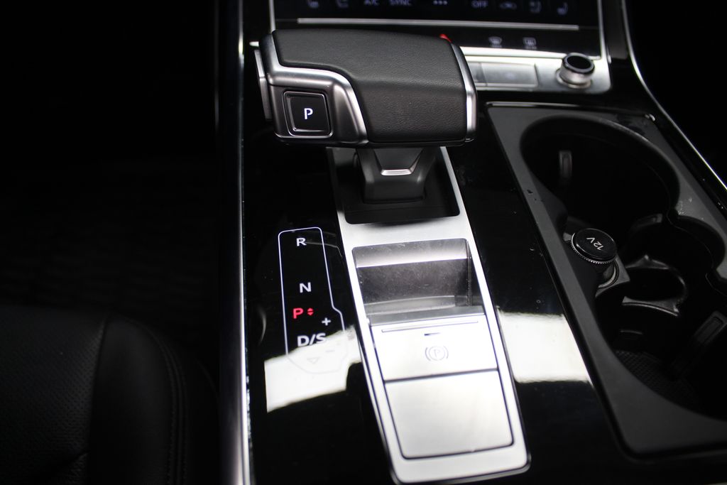 Thumbnail: 2023 Audi Q7 - 15