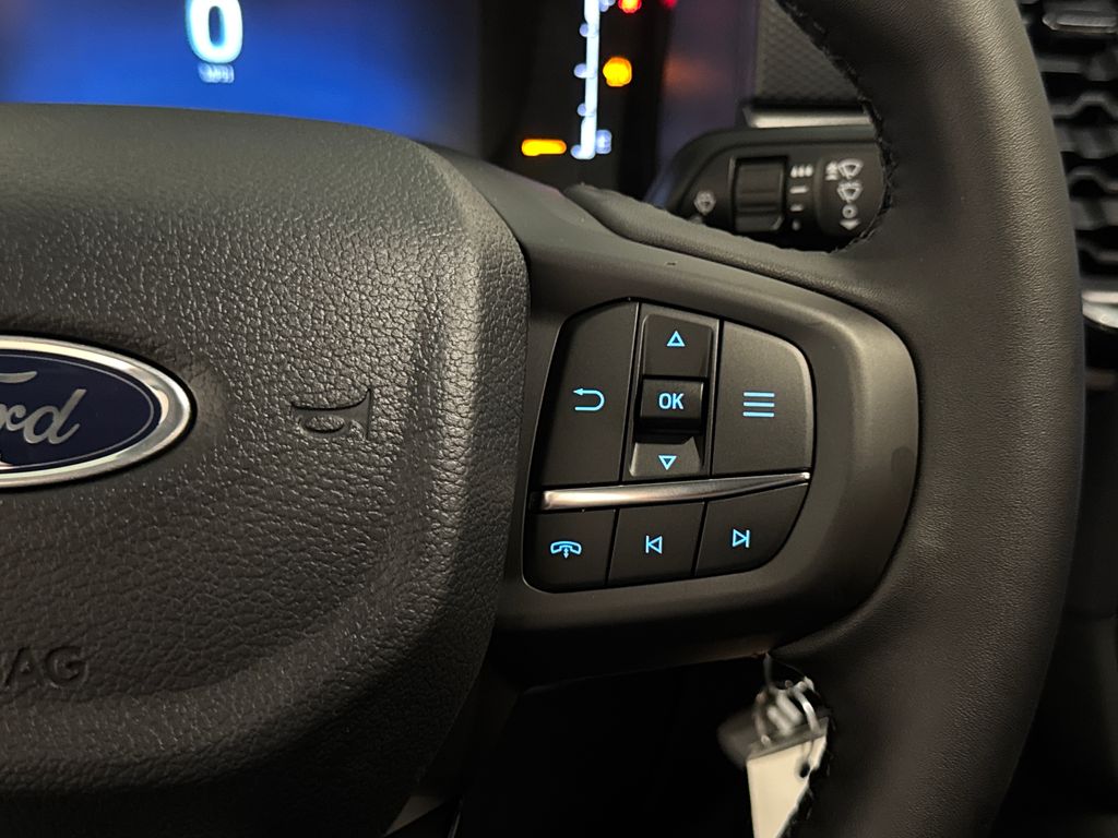 New 2026 Black Ford XLT image 31
