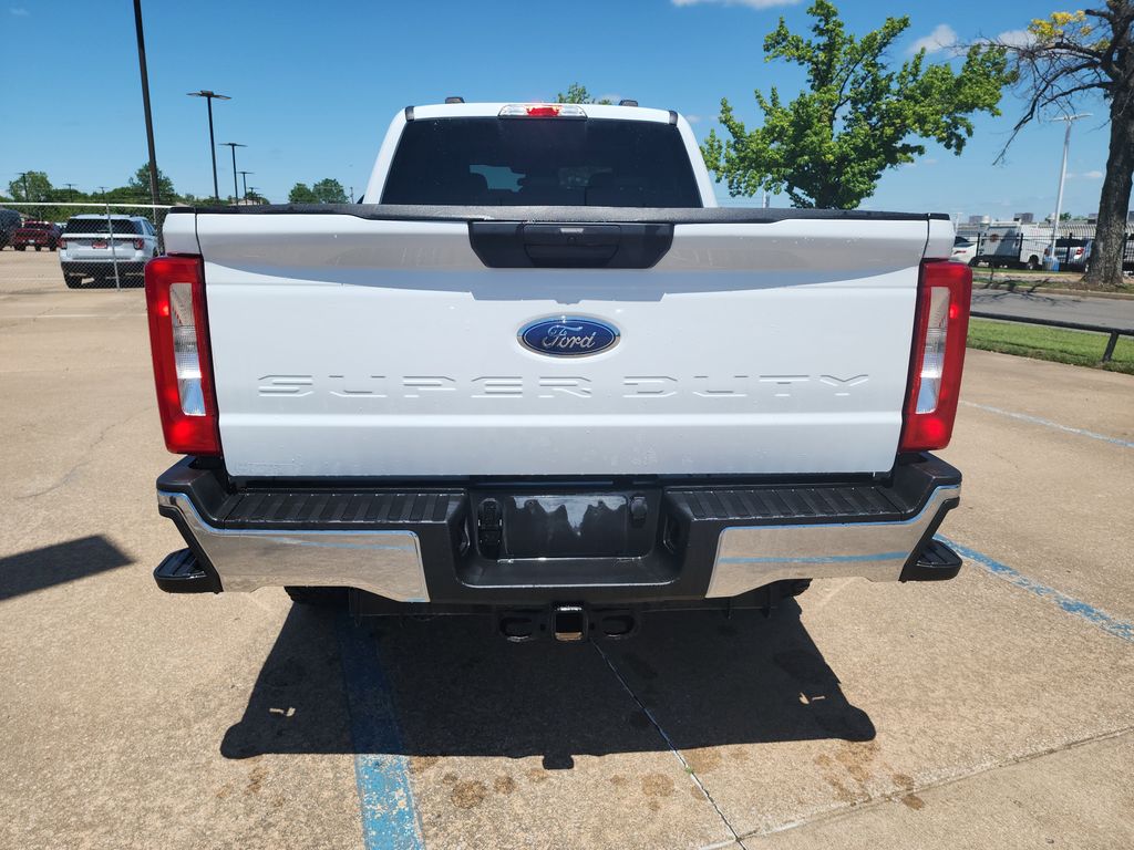 2024 Ford F-250SD XLT photo
