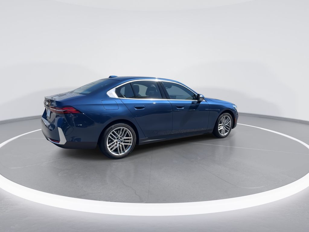 Thumbnail: 2025 BMW 5 Series - 8