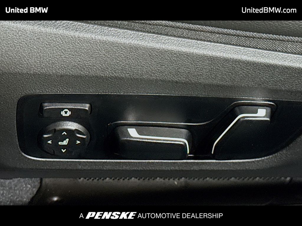 Thumbnail: 2026 BMW 4 Series - 4