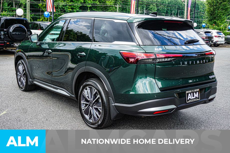 Used 2026 Green INFINITI LUXE image 5