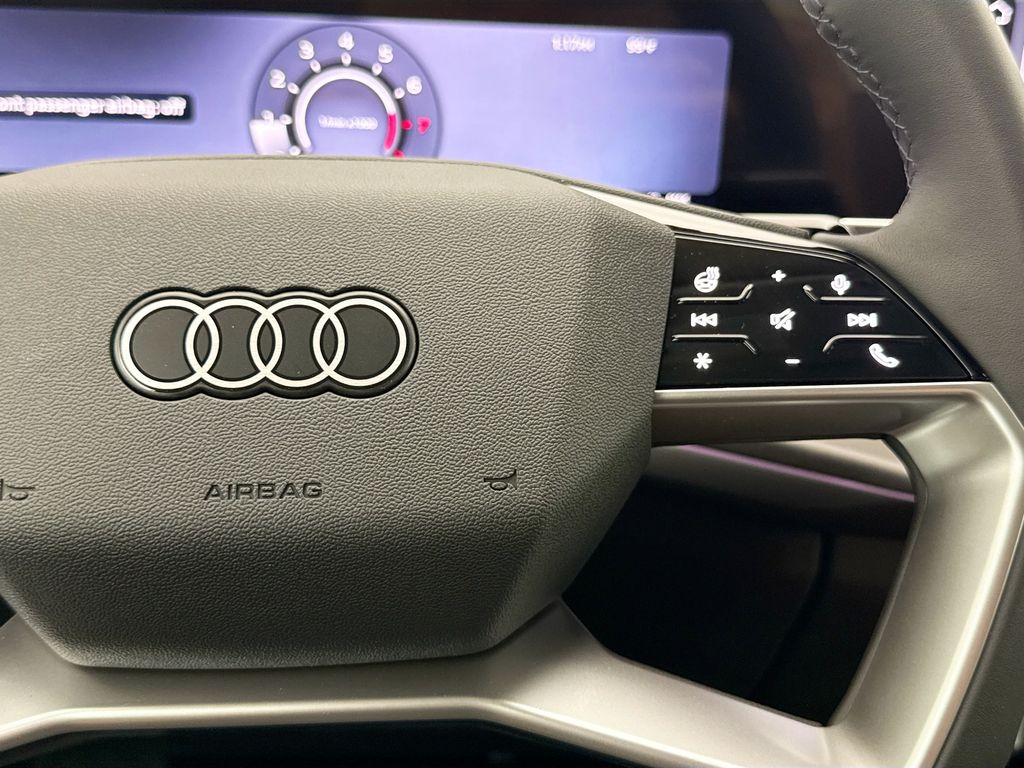 Thumbnail: 2026 Audi Q3 - 12