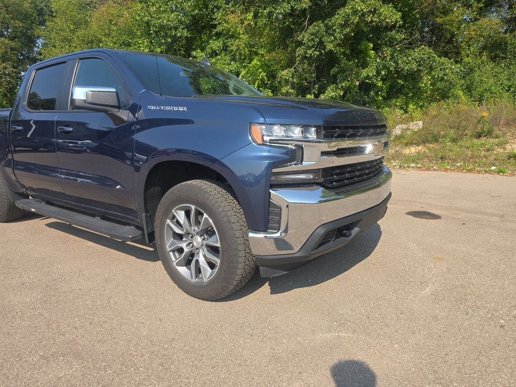 2021 Chevrolet Silverado 1500 LT 3