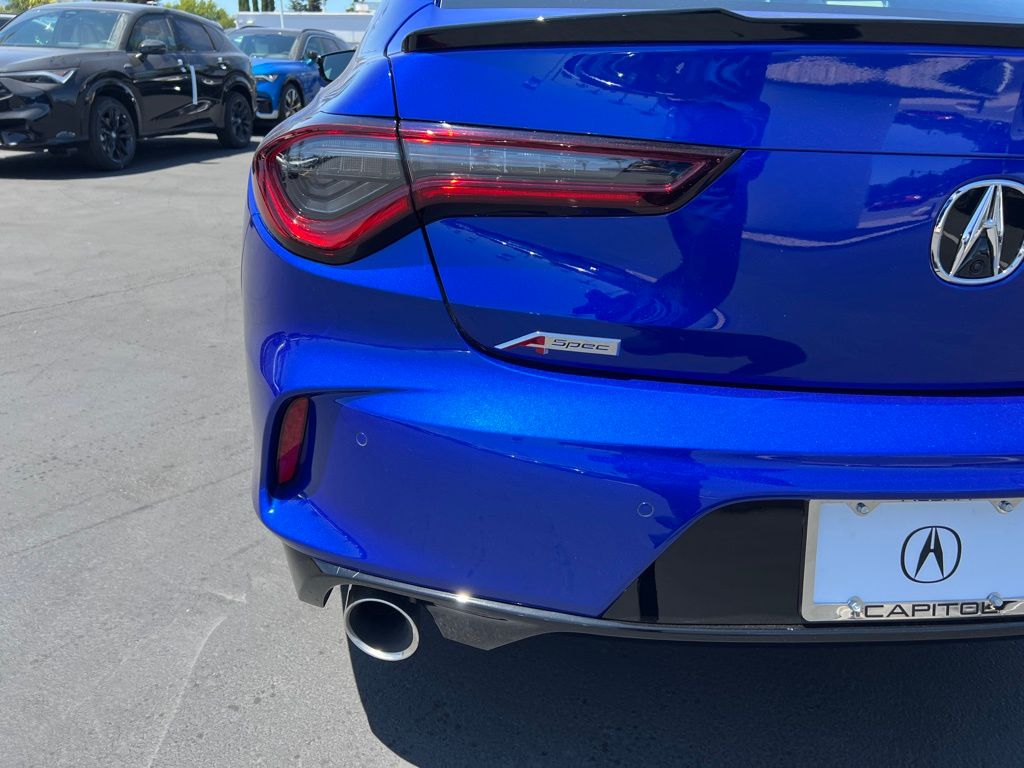 Thumbnail: 2025 Acura TLX - 10