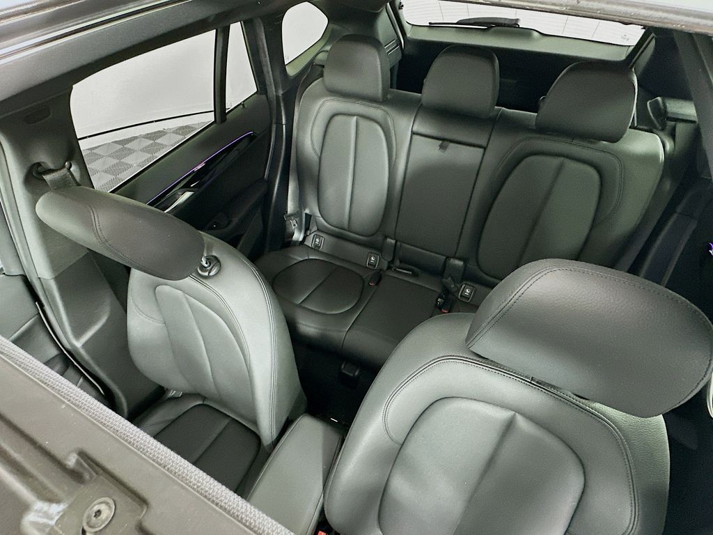 Thumbnail: 2020 BMW X1 - 22