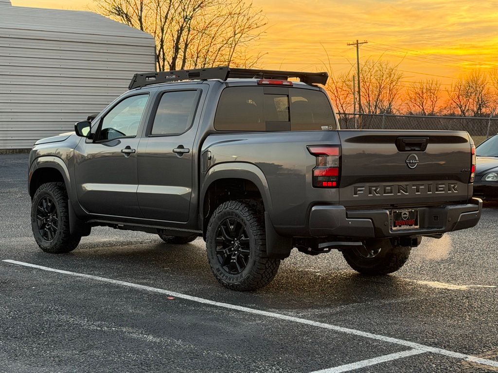 View vehicle photo 5