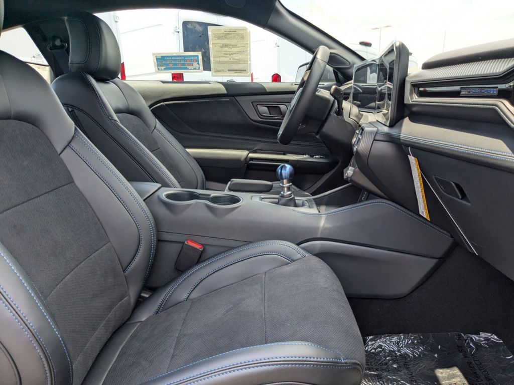 2025 Ford Mustang Dark Horse Fastback