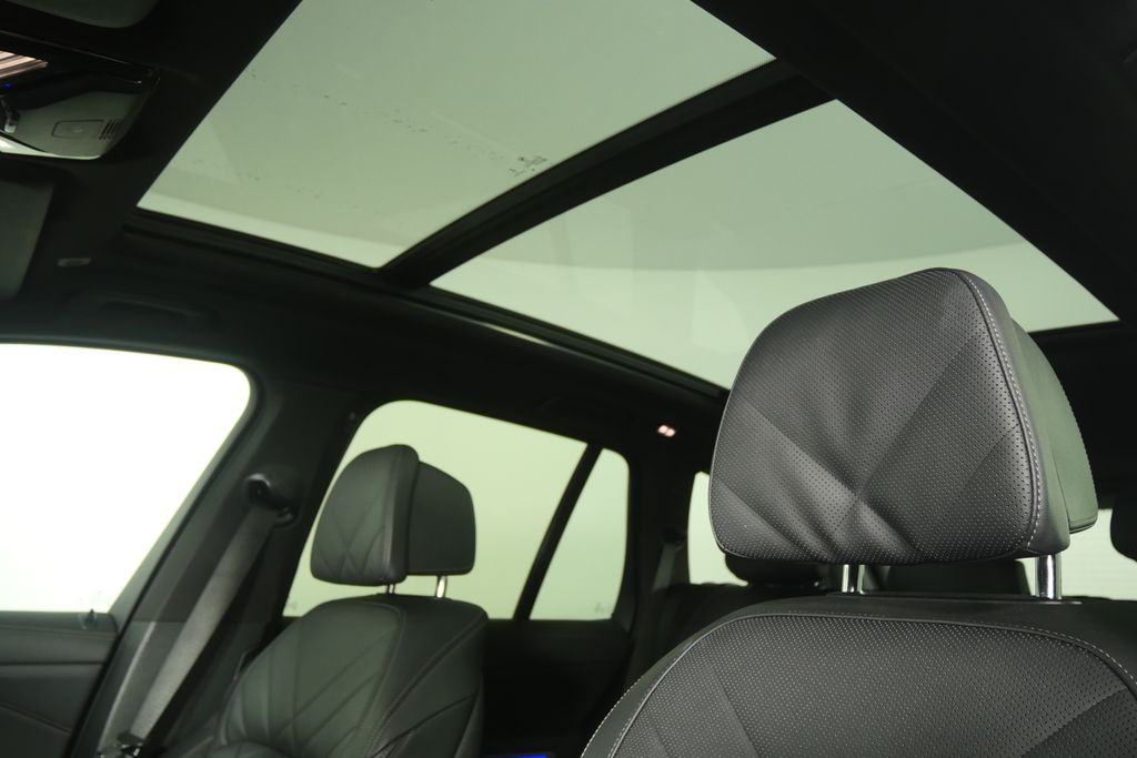 Thumbnail: 2024 BMW X5 - 9