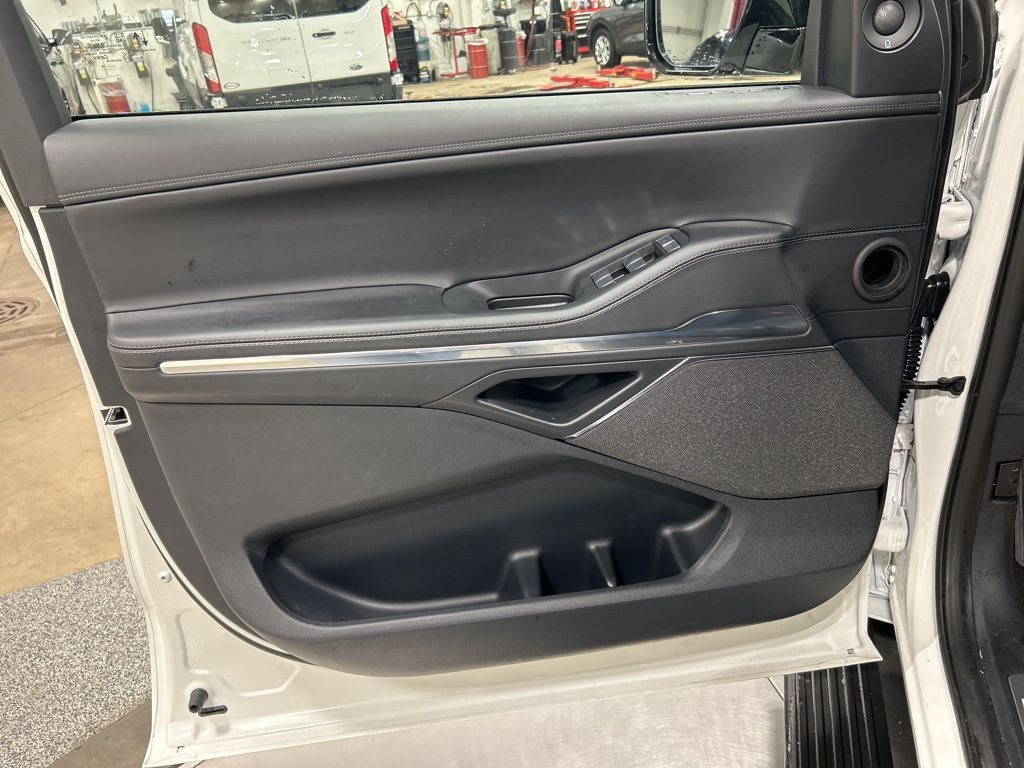 new 2026 Lincoln Navigator L car, priced at $109,230