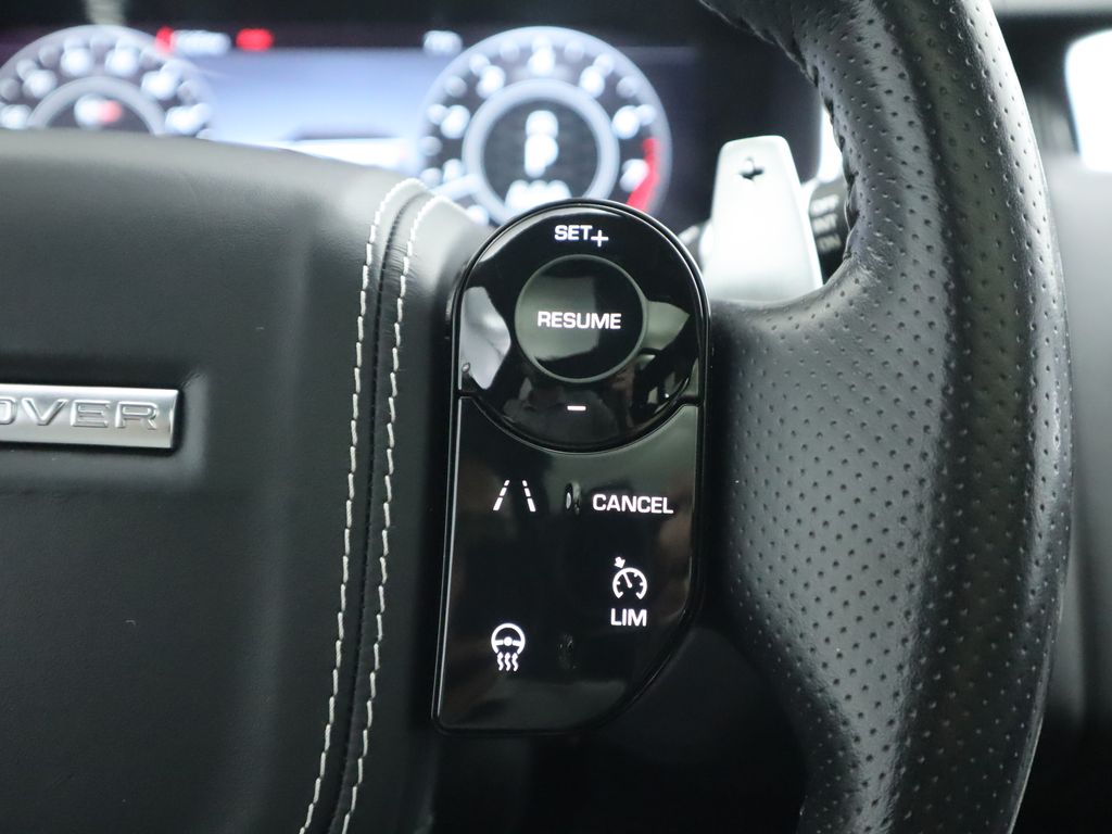 Thumbnail: 2022 Land Rover Range Rover Sport - 12