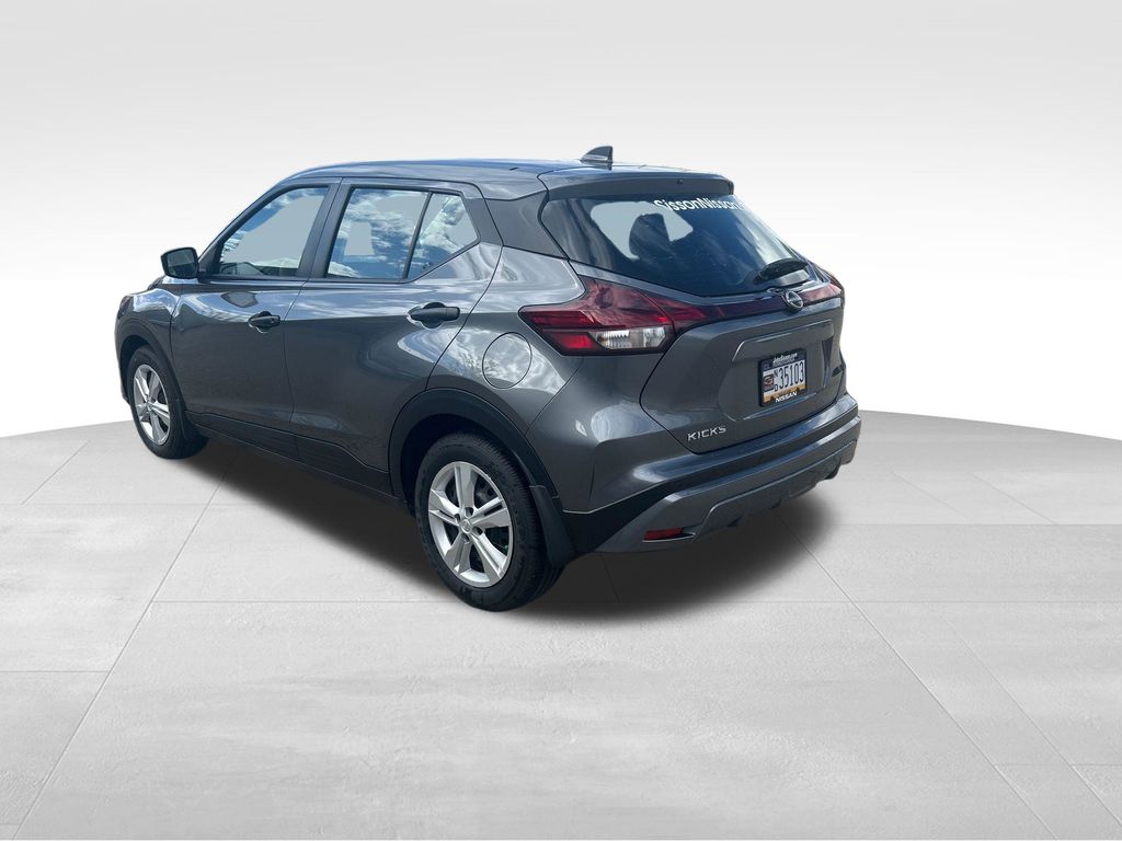 2025 Nissan Kicks Play S - 2