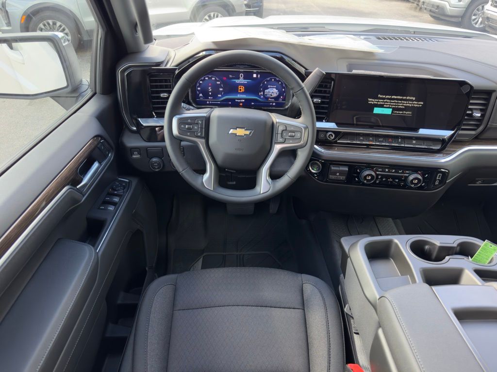 2025 Chevrolet Silverado 1500 LT 17