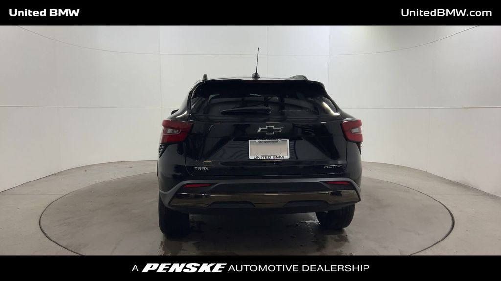 Thumbnail: 2024 Chevrolet Trax - 7