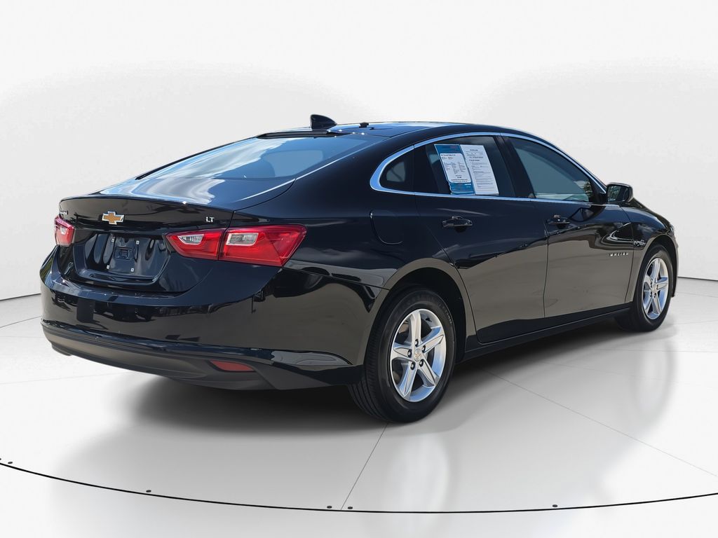 2024 Mosaic Black Metallic Chevrolet Malibu LT FWD Sedan