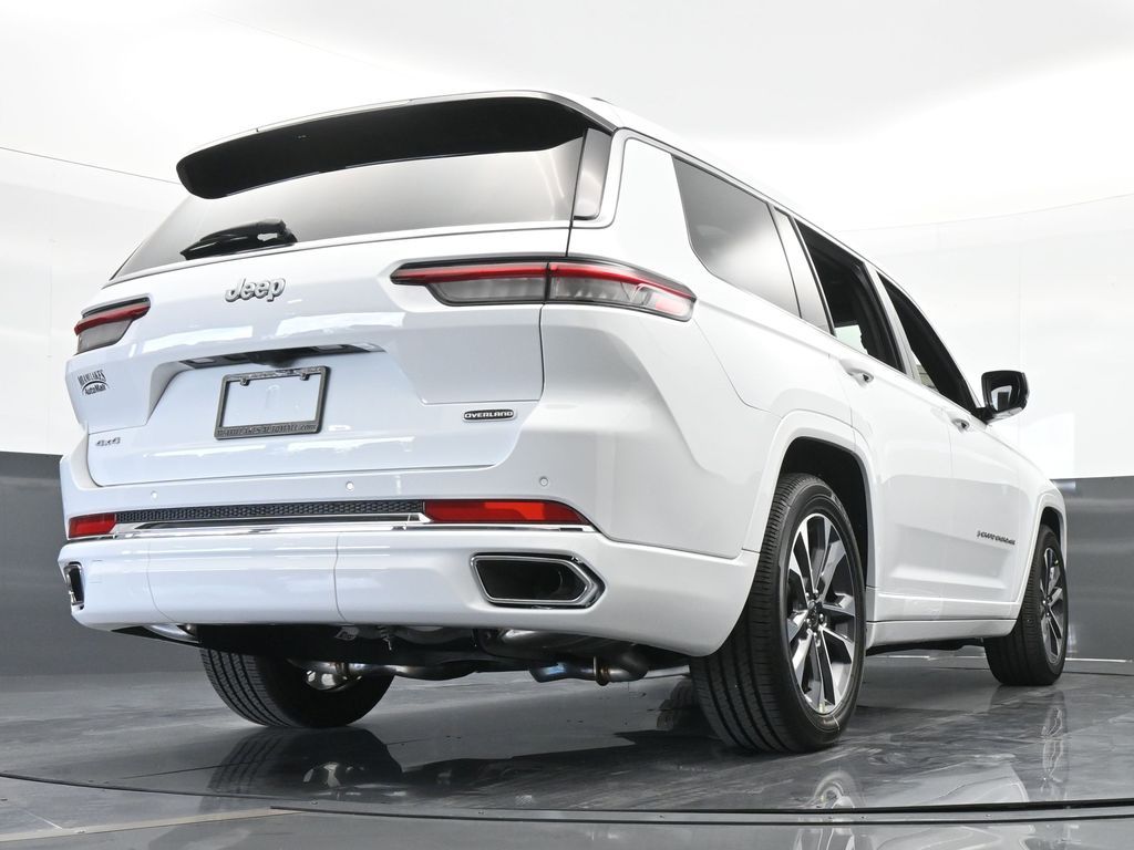 Used 2024 Bright White Clearcoat Jeep Overland image 51