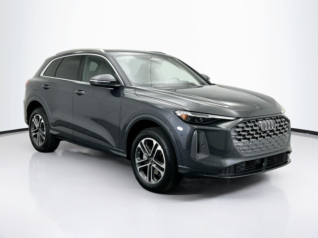 Thumbnail: 2025 Audi Q5 - 4