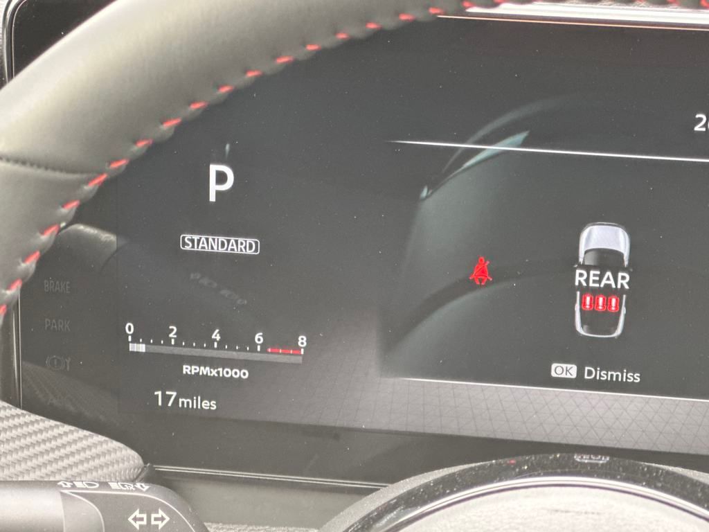 2025 Nissan Kicks SR photo