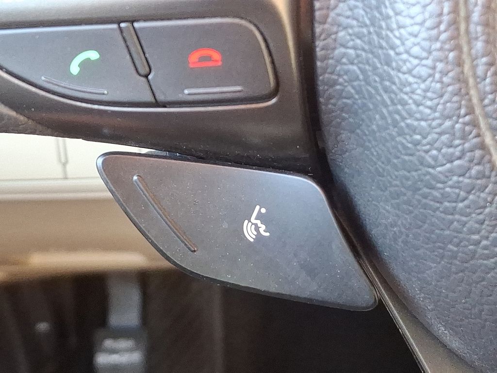 Thumbnail: 2015 Kia Optima - 22