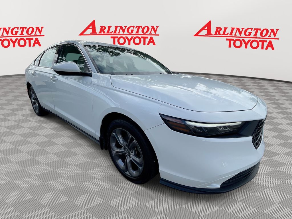 2024 Honda Accord EX's photo