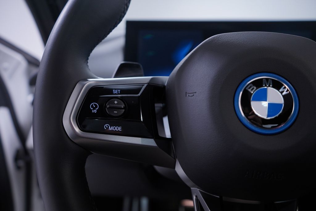 2024 BMW i5 eDrive40 20