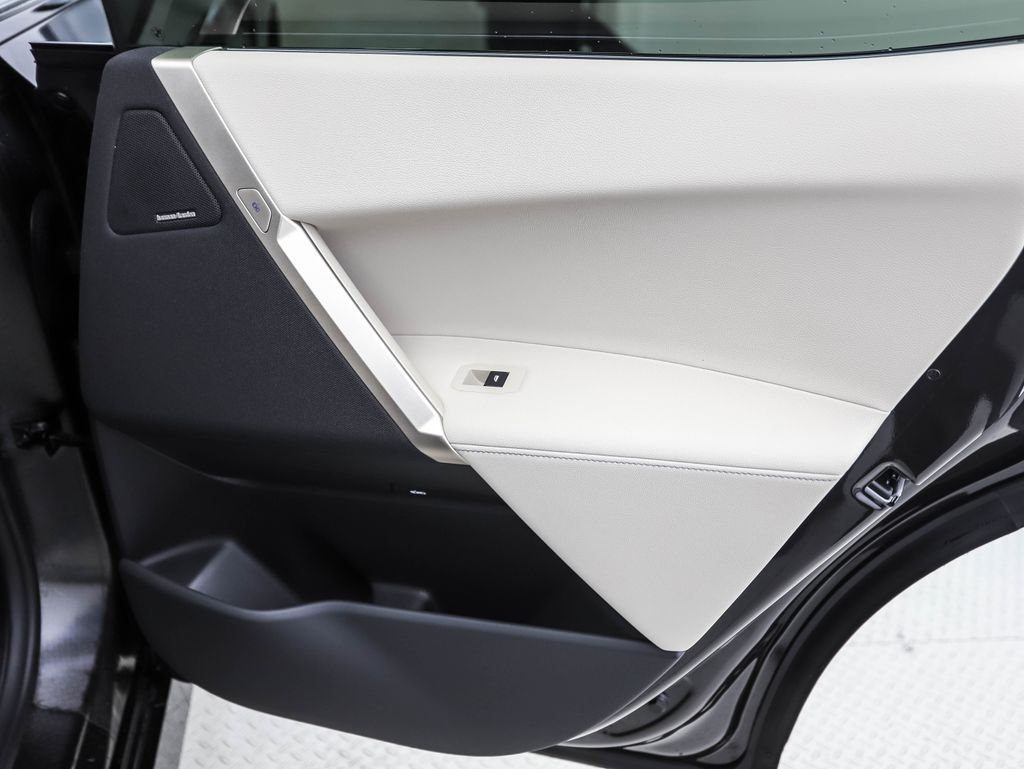 Thumbnail: 2026 BMW iX - 25