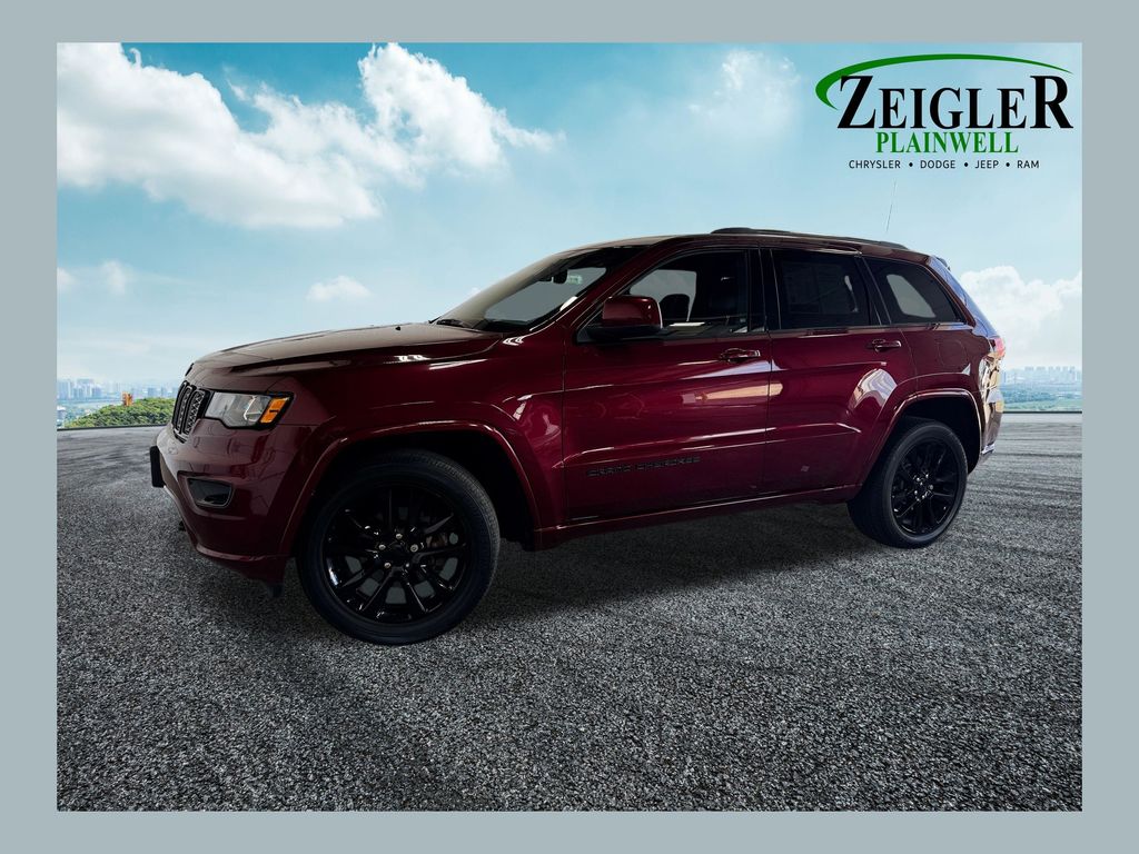  2020 Jeep Grand Cherokee Altitude 4WD   
