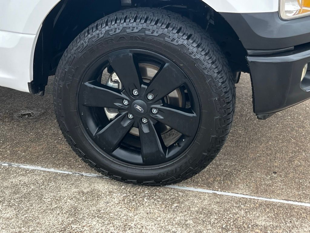 2017 Ford F-150 XL White at Autostrade