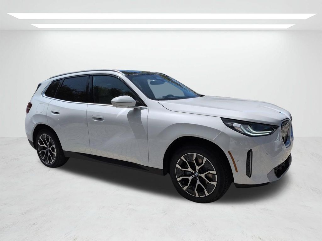 New 2026 White BMW 30 xDrive image 2