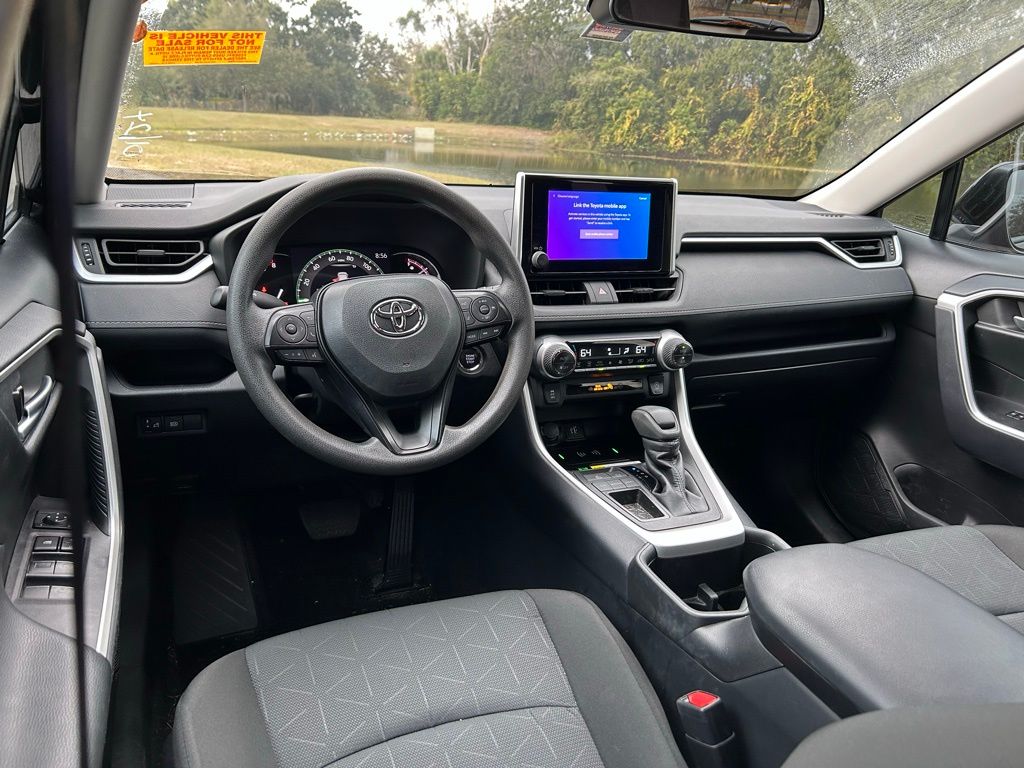 Thumbnail: 2024 Toyota RAV4 - 12