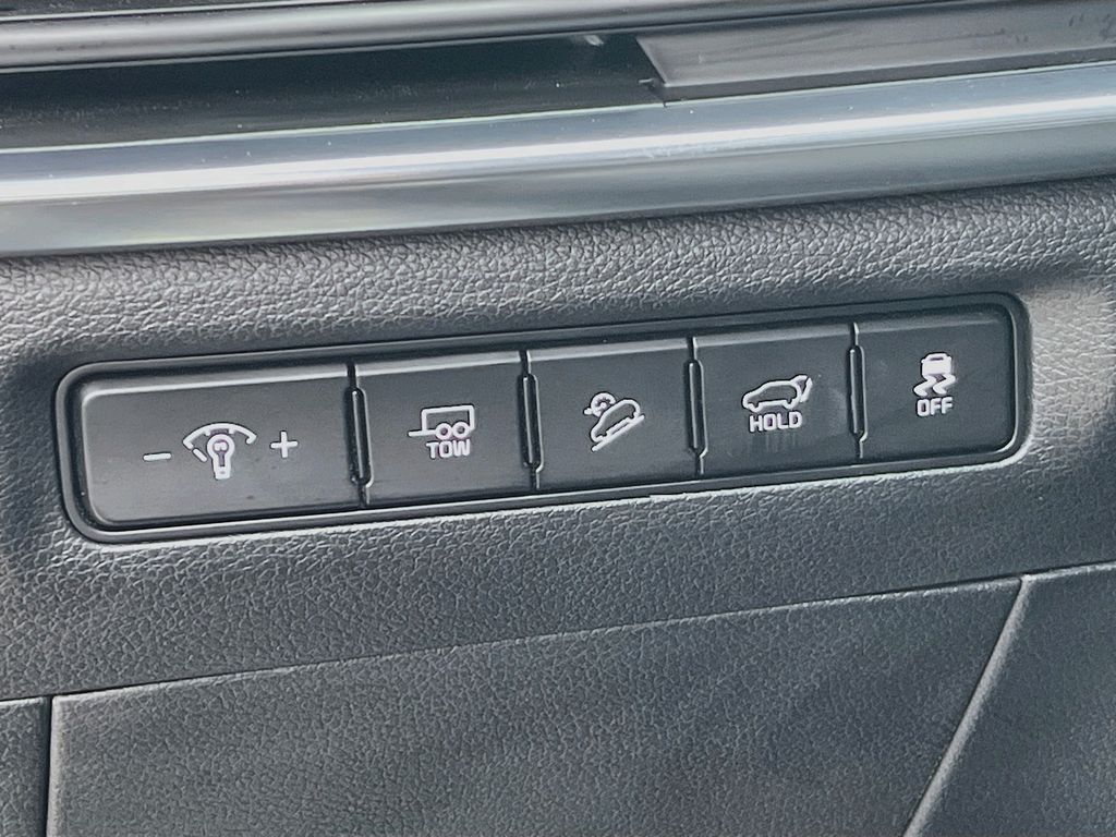Used 2025 Black Kia SX-Prestige X-Line image 10