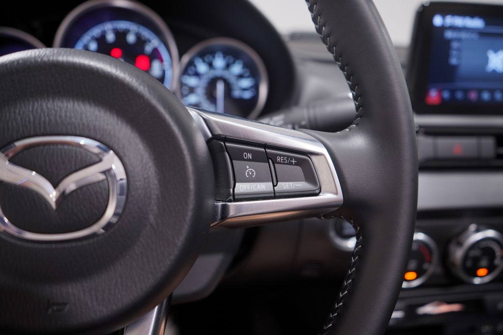 Thumbnail: 2023 Mazda MX-5 Miata - 20