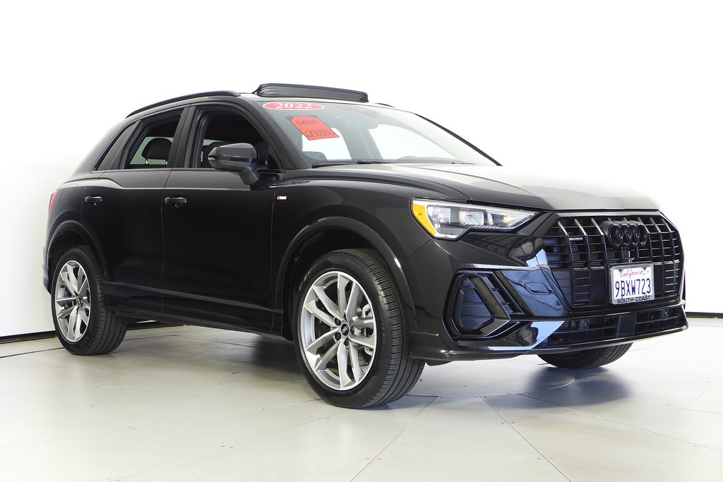 Thumbnail: 2022 Audi Q3 - 4