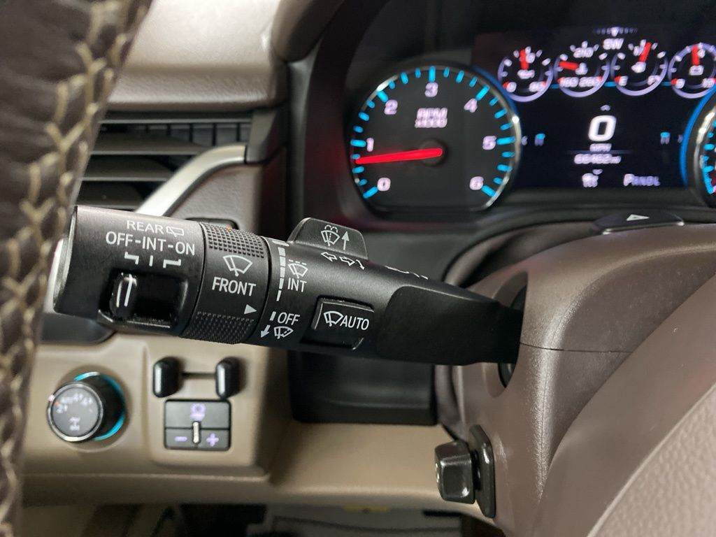 2020 Chevrolet Tahoe Premier photo